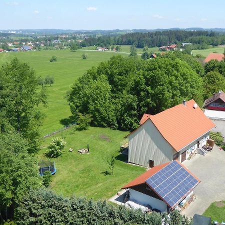 Landhof Zitzler Lägenhet Opfenbach Exteriör bild